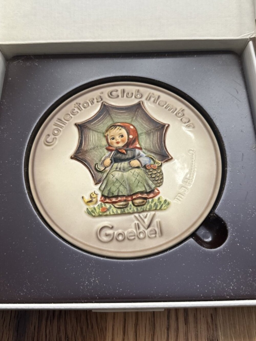 6" Vintage Hummel Goebel Collectors Club Plate W/ Box 1978